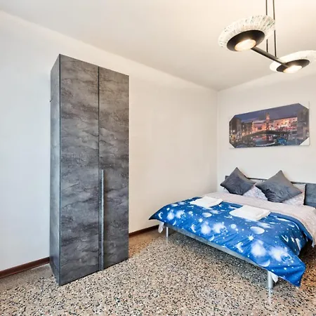 Living Guest house *